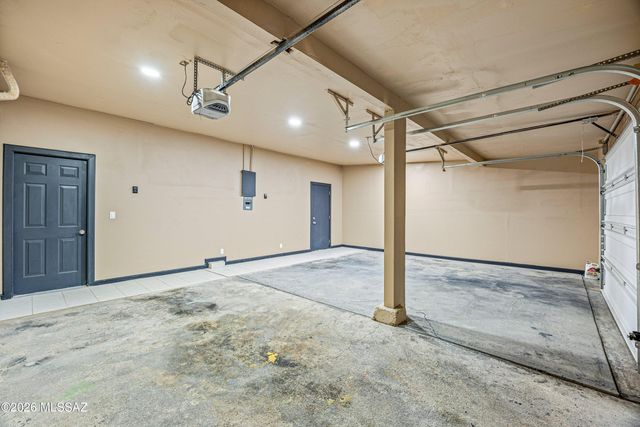 5844 E 34th Street, Tucson, AZ 85711