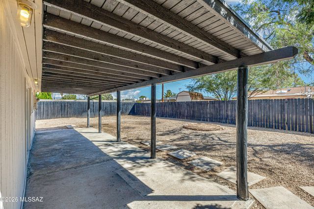 5844 E 34th Street, Tucson, AZ 85711
