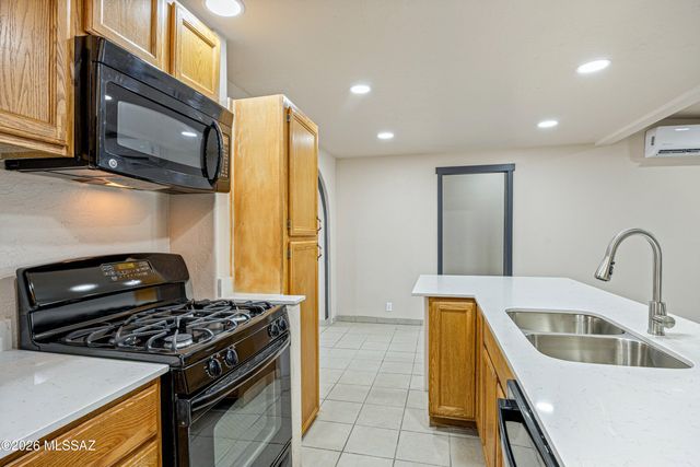 5844 E 34th Street, Tucson, AZ 85711