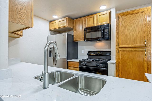 5844 E 34th Street, Tucson, AZ 85711