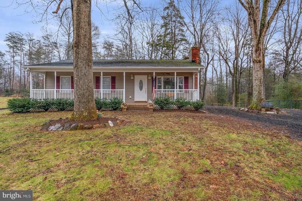 13217 UNION CHURCH RD, Sumerduck, VA 22742