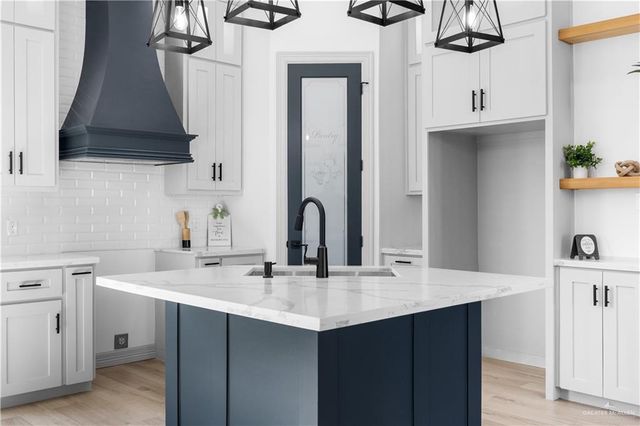 812 Spring Drive, Alton, TX 78573