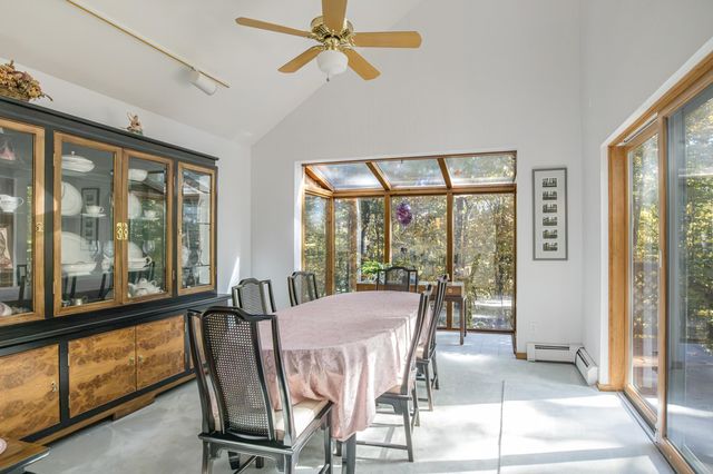 39 Hunter Drive, Derry, NH 03038