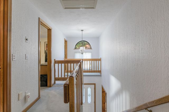 39 Hunter Drive, Derry, NH 03038