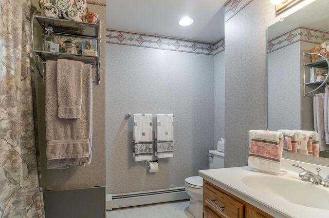 39 Hunter Drive, Derry, NH 03038