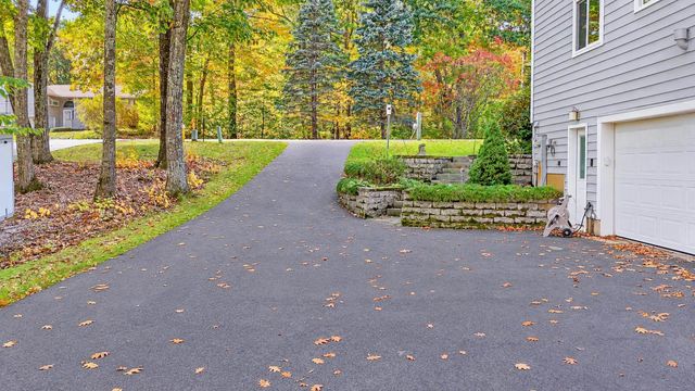 39 Hunter Drive, Derry, NH 03038