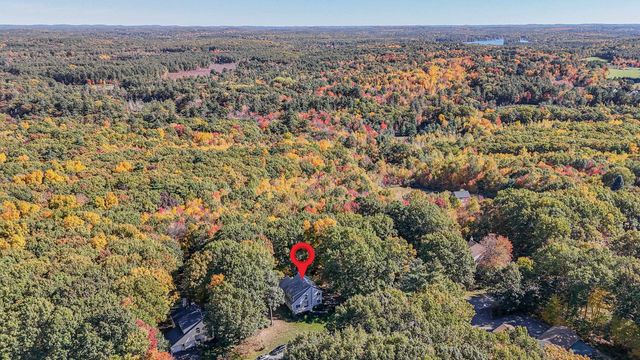 39 Hunter Drive, Derry, NH 03038