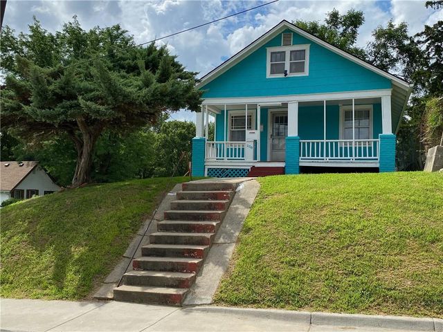 2701 Parallel Avenue, Kansas City, KS 66104