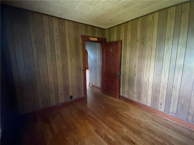 2701 Parallel Avenue, Kansas City, KS 66104