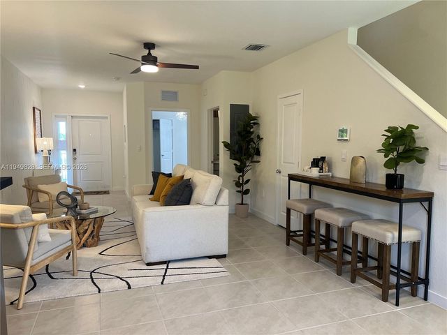 417 NE 1st Drive, Florida City, FL 33034