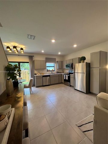 417 NE 1st Drive, Florida City, FL 33034
