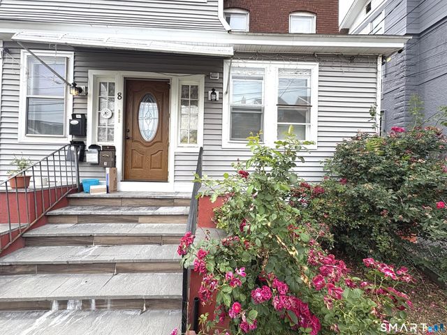 8 Erwin Place 2, New Britain, CT 06051
