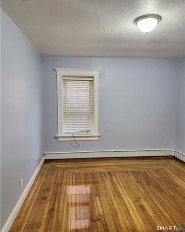 8 Erwin Place 2, New Britain, CT 06051