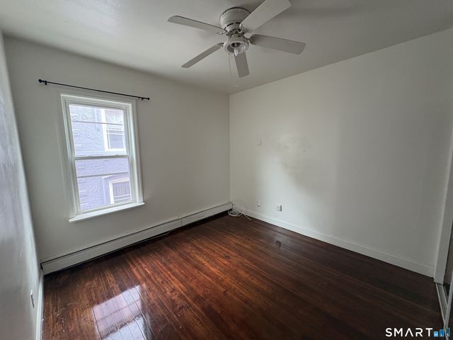 8 Erwin Place 2, New Britain, CT 06051