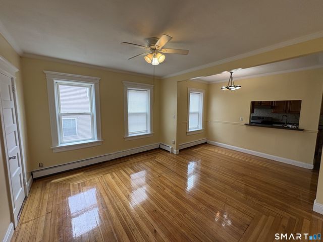 8 Erwin Place 2, New Britain, CT 06051
