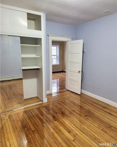 8 Erwin Place 2, New Britain, CT 06051