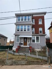 8 Erwin Place 2, New Britain, CT 06051