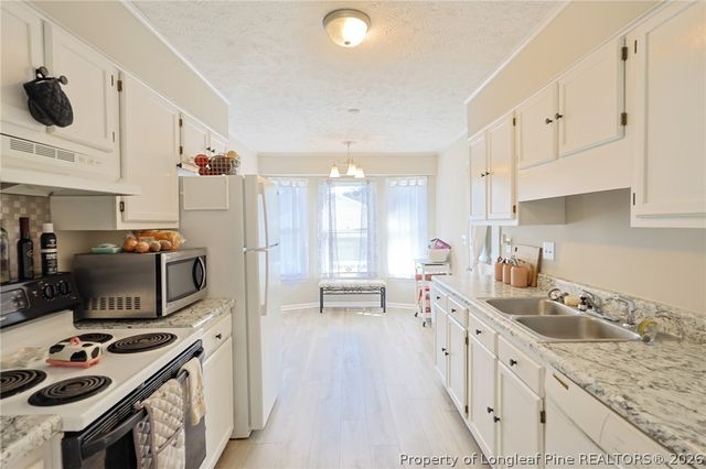 7001 Maracay Court, Fayetteville, NC 28314