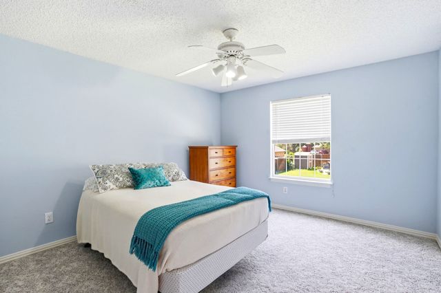 2421 Bowie Lane, Grapevine, TX 76051
