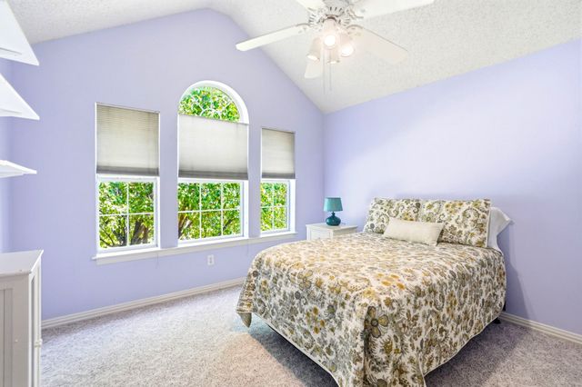 2421 Bowie Lane, Grapevine, TX 76051