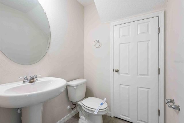 5072 AVALON PARK BOULEVARD, Wesley Chapel, FL 33545