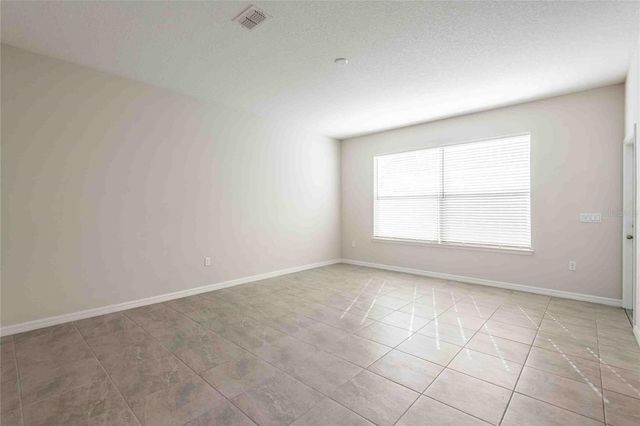 5072 AVALON PARK BOULEVARD, Wesley Chapel, FL 33545