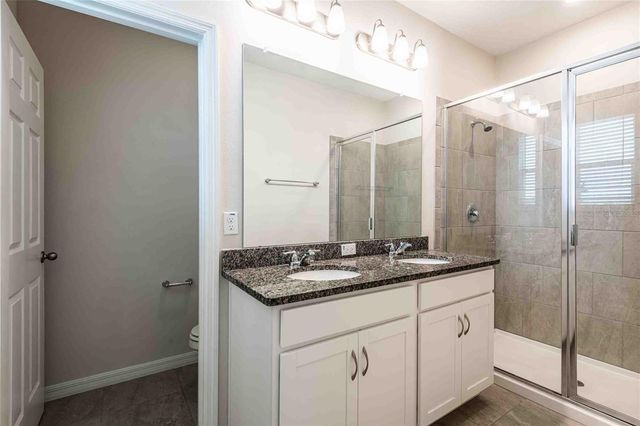 5072 AVALON PARK BOULEVARD, Wesley Chapel, FL 33545