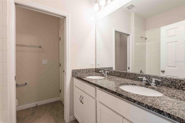 5072 AVALON PARK BOULEVARD, Wesley Chapel, FL 33545