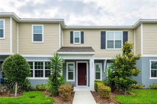 5072 AVALON PARK BOULEVARD, Wesley Chapel, FL 33545