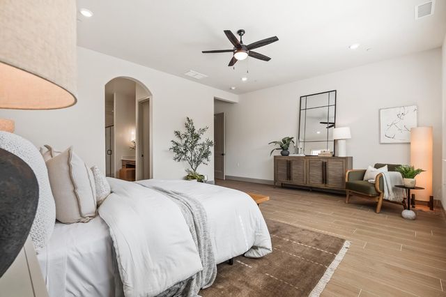 11170 N Via Ravenna Drive, Fresno, CA 93730