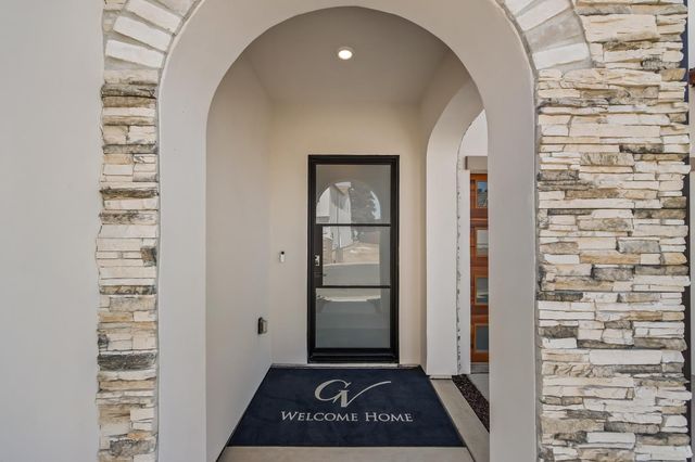 11170 N Via Ravenna Drive, Fresno, CA 93730