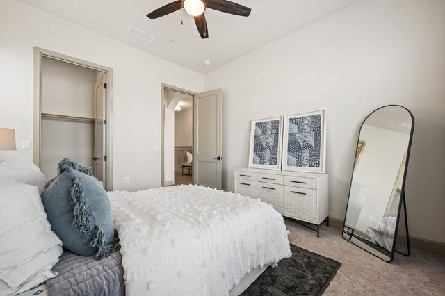 11170 N Via Ravenna Drive, Fresno, CA 93730
