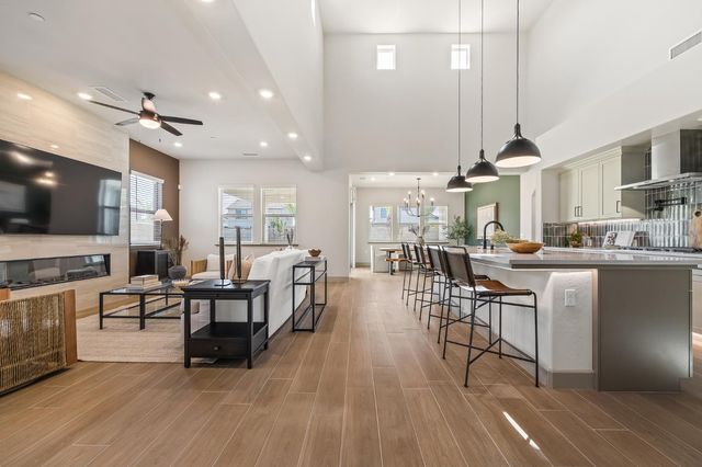 11170 N Via Ravenna Drive, Fresno, CA 93730