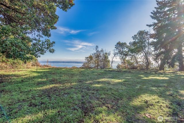 27430 90th Avenue SW, Vashon, WA 98070