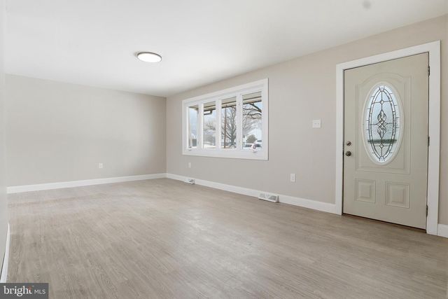 810 JEFFERSON LN, Red Lion, PA 17356