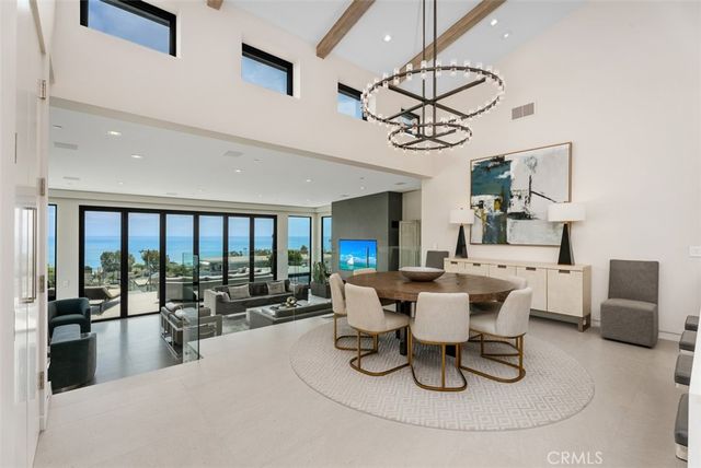 848 Hillcrest Drive, Laguna Beach, CA 92651