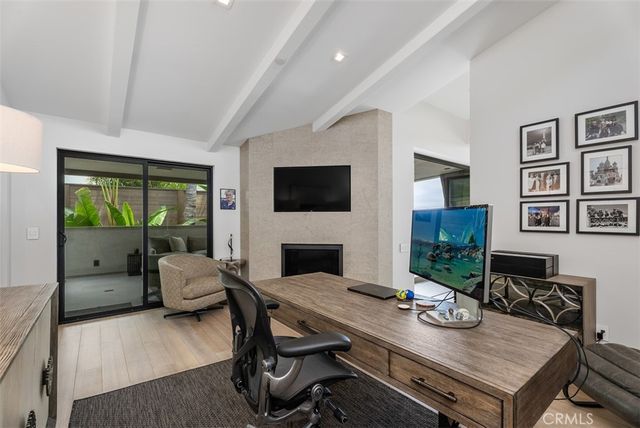 848 Hillcrest Drive, Laguna Beach, CA 92651