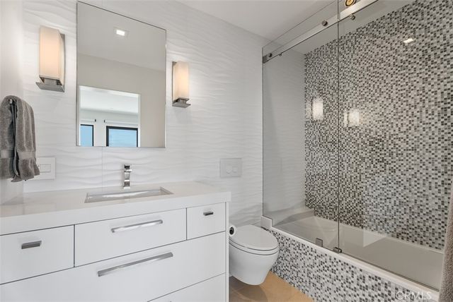 848 Hillcrest Drive, Laguna Beach, CA 92651