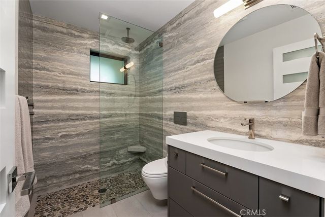 848 Hillcrest Drive, Laguna Beach, CA 92651