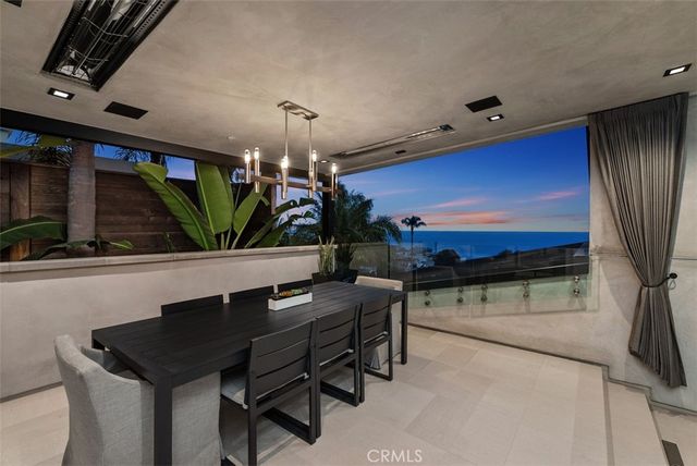 848 Hillcrest Drive, Laguna Beach, CA 92651