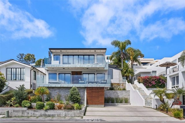 848 Hillcrest Drive, Laguna Beach, CA 92651