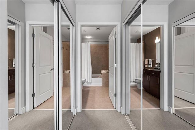 44 Peachtree Place NE 822, Atlanta, GA 30309