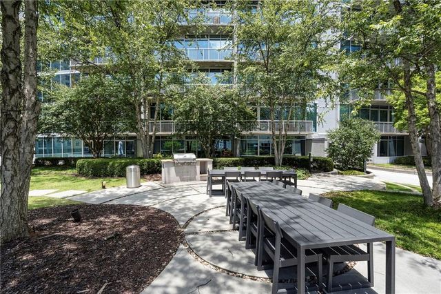 44 Peachtree Place NE 822, Atlanta, GA 30309