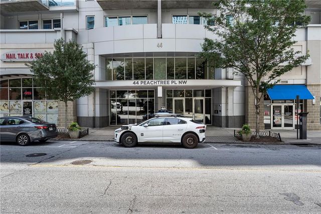 44 Peachtree Place NE 822, Atlanta, GA 30309