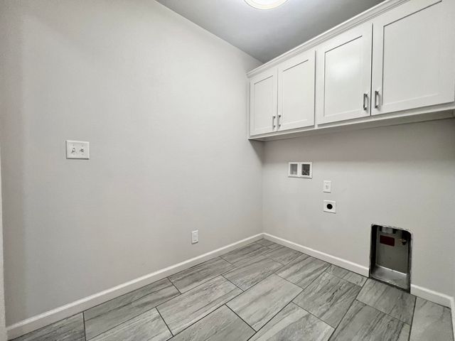 12179 S 104th Avenue, Bixby, OK 74008