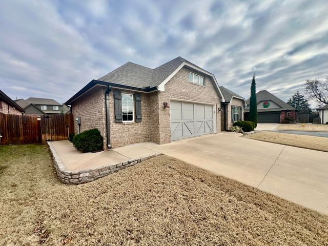 12179 S 104th Avenue, Bixby, OK 74008