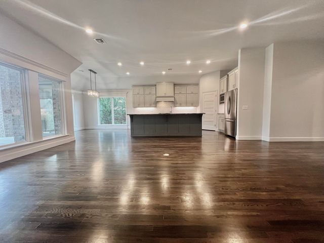 12179 S 104th Avenue, Bixby, OK 74008