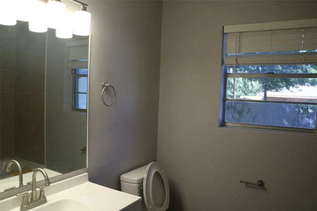 407 N Jefferson Street, Kaufman, TX 75142