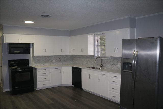 407 N Jefferson Street, Kaufman, TX 75142