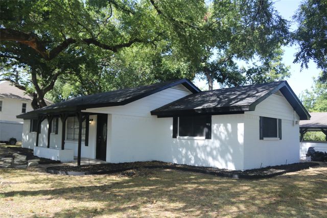 407 N Jefferson Street, Kaufman, TX 75142